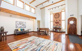Seaside Art Gallery Loft Inspire Your Creativity With Breathtaking Views!